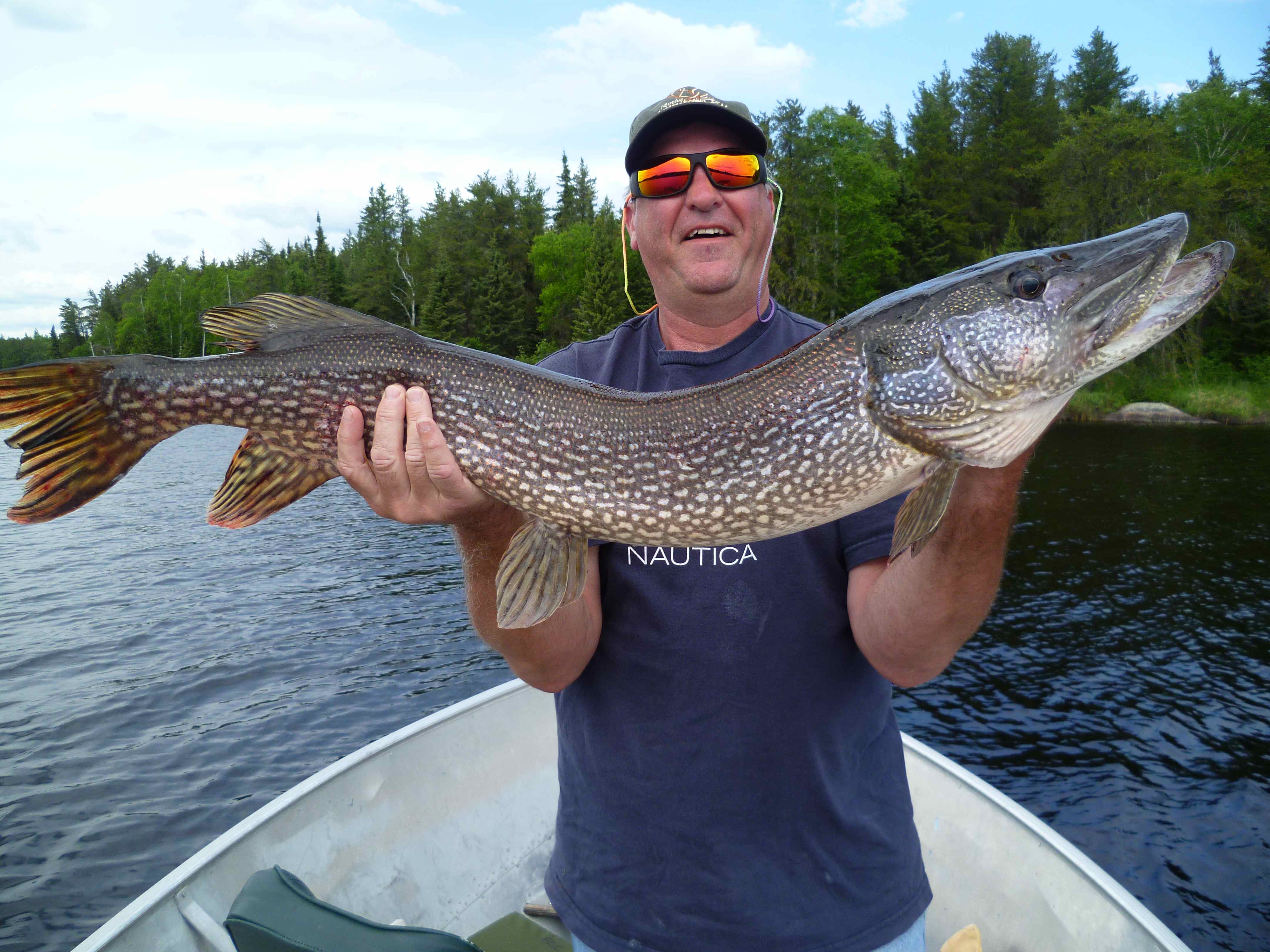 Northern Pike Fly Fishing - Trophy Northern Pike Fishing - Manitoba Fishing  Lodge